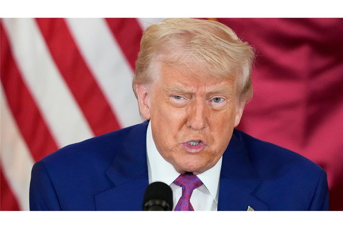 Trump sieht Atom-Gespräche mit Teheran auf gutem Weg US-Präsident Trump äußerte sich optimistisch zu den Atom-Gesprächen mit dem Iran - und drohte Teheran gleichzeitig erneut für den Fall des Scheiterns der Verhandlungen.