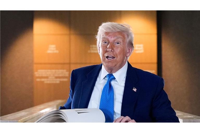 US-Präsident Trump drängt den Iran zu schnellem Handeln in den Atomgesprächen mit seiner Regierung.