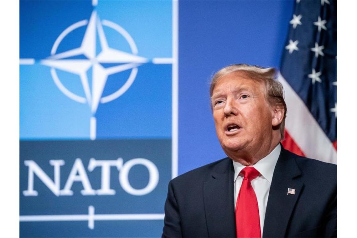 Trump wollte Nato angeblich mit Austritt der USA drohen US-Präsident Trump im Dezember vergangenen Jahres bei einem Nato-Gipfel in Großbritannien. Foto: Michael Kappeler/dpa