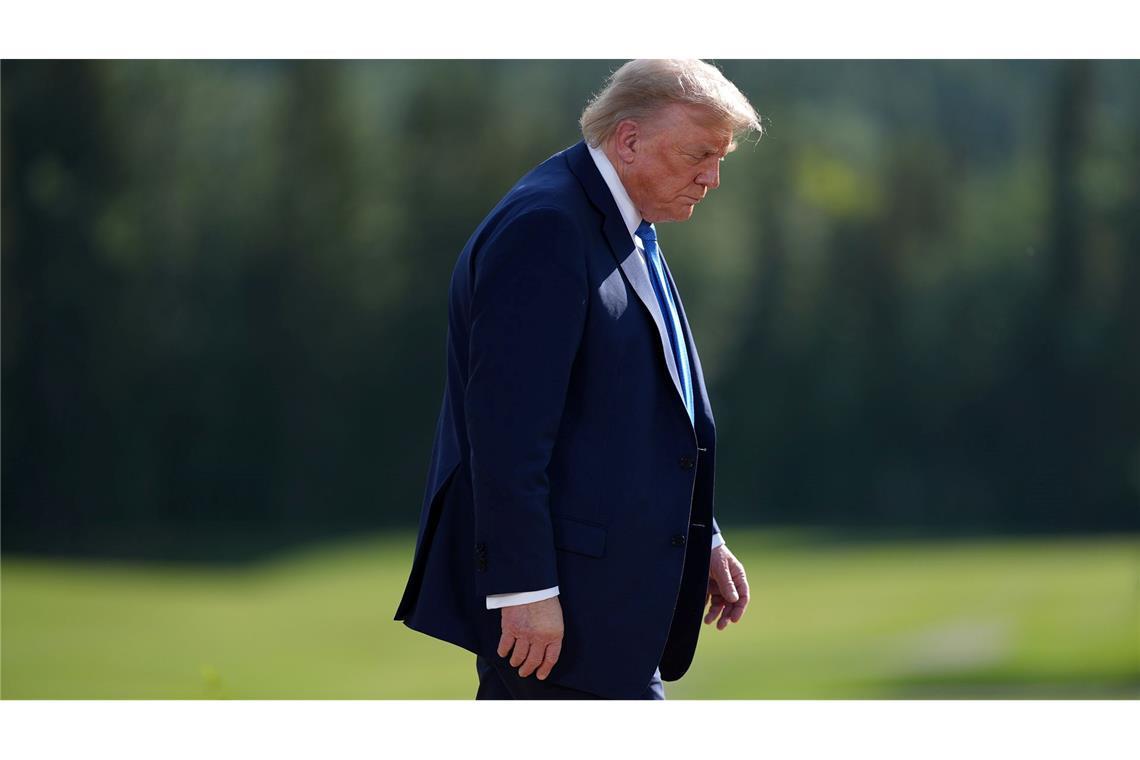 Trump will "echtes Ende" - Geisterstadt Teheran US-Präsident Trump rief die Menschen in Teheran zur Flucht auf.