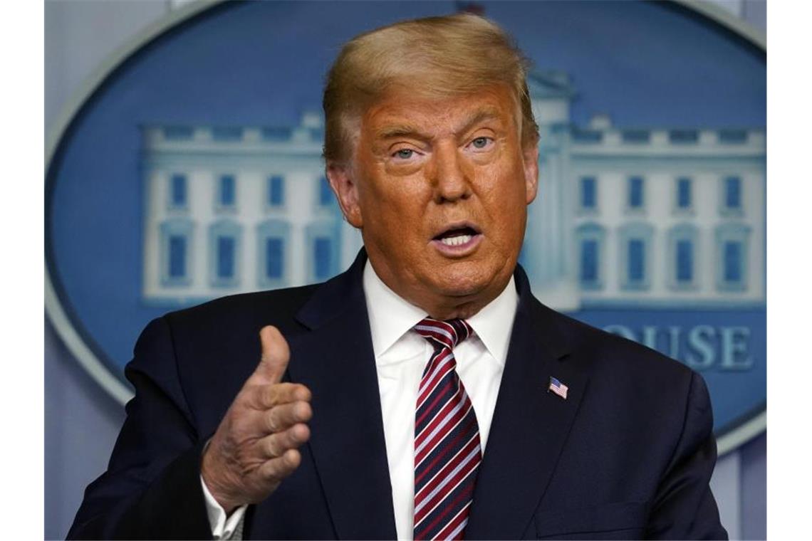 US-Präsident Trump spricht im Weißen Haus bei einer Pressekonferenz. Foto: Evan Vucci/AP/dpa