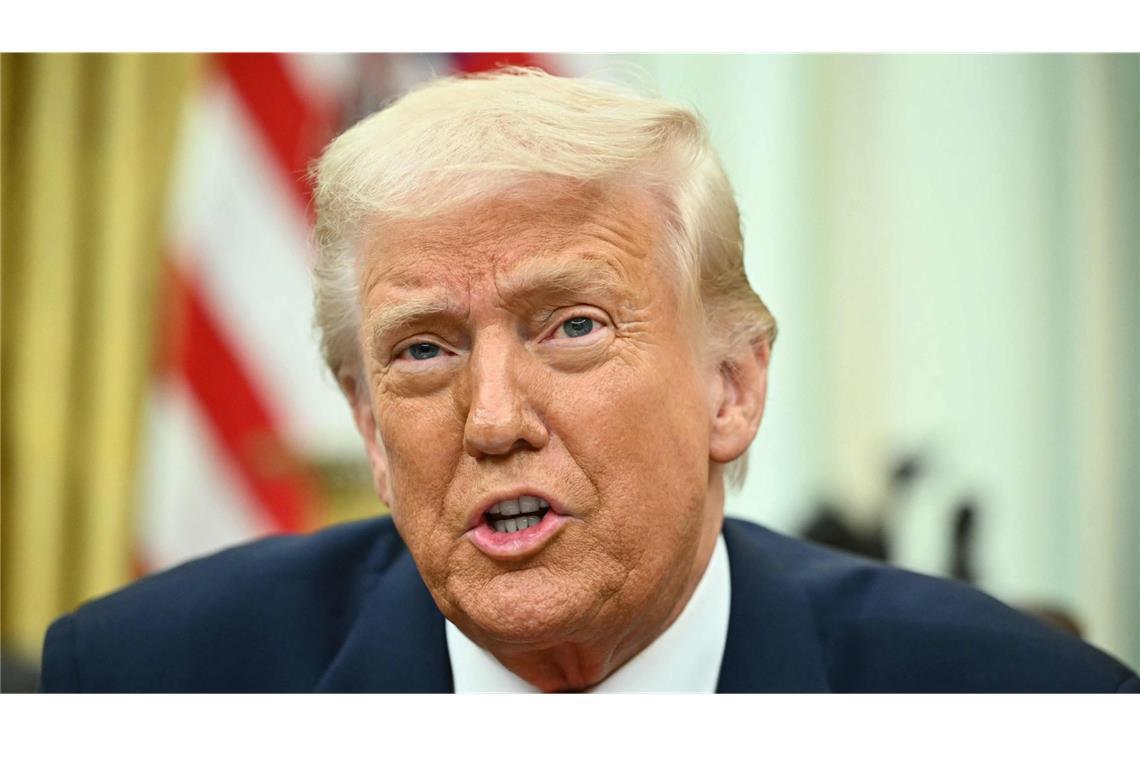 „Diese Länder küssen mir den Arsch“ US-Präsident Trump teilte nach Inkrafttreten der zweiten Stufe seines Zollpakets ordentlich aus.