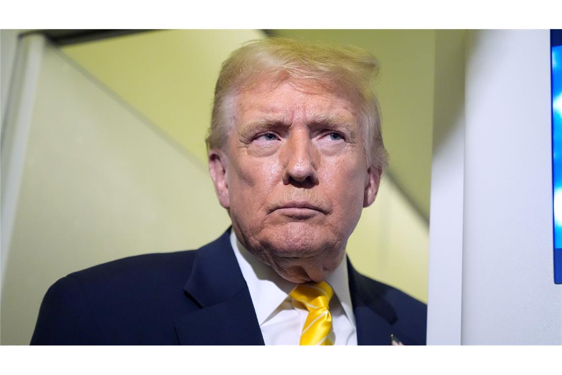 US-Präsident Trump will eine Milliardensumme von der BBC einklagen.