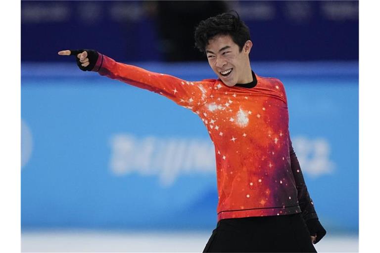 US-Star Nathan Chen ist Olympiasieger im Eiskunstlaufen. Foto: David J. Phillip/AP/dpa
