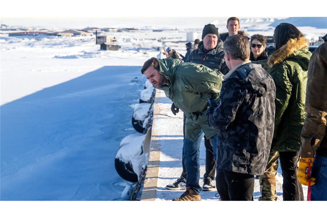Bilder des Tages US-Vizepräsident JD Vance besichtigt die US-Raumfahrtbasis Pituffik in Grönland.