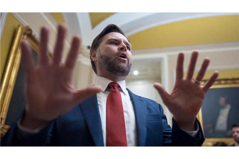 Vance: Die Waffenruhe im Gazastreifen hält US-Vizepräsident Vance sieht die Waffenruhe trotz erneuter Gewalt nicht gefährdet.