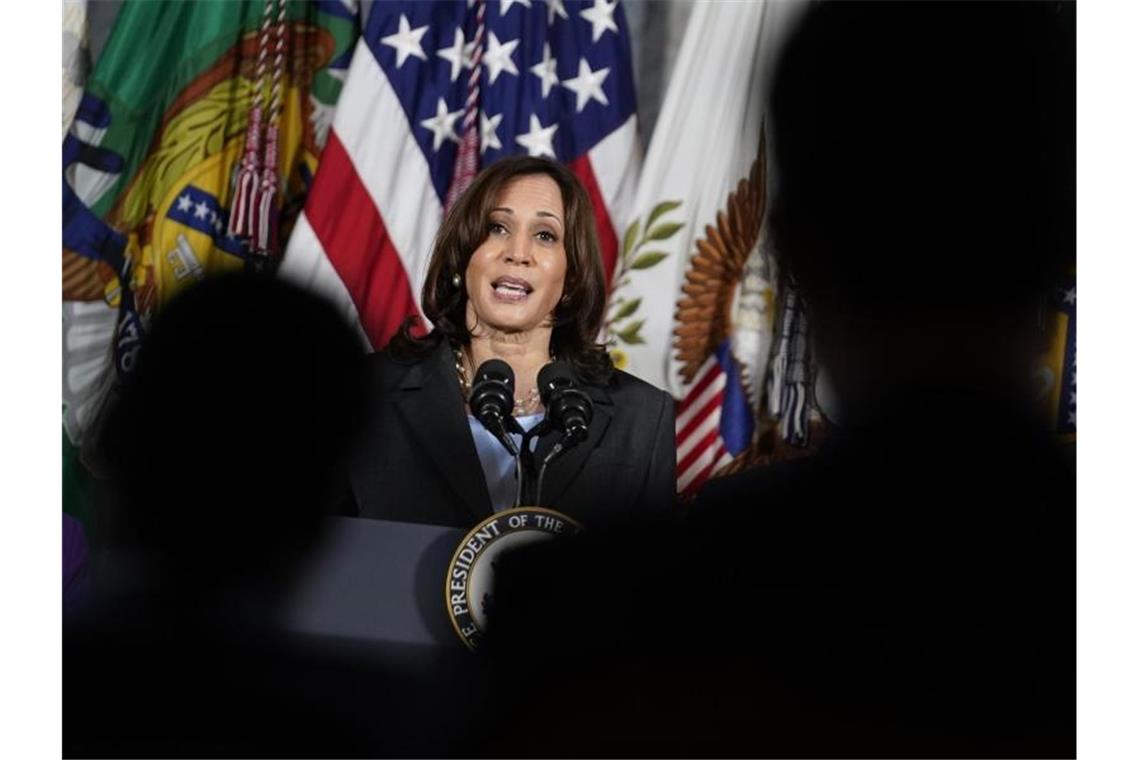 Wo ist Kamala Harris? Entzauberung einer Hoffnungsträgerin US-Vizepräsidentin Kamala Harris. Foto: Susan Walsh/AP/dpa