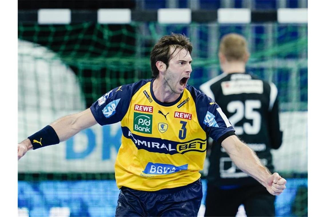 Uwe Gensheimer verteidigte mit den Rhein-Neckar Löwen die Tabellenführung der Handball-Bundesliga. Foto: Uwe Anspach/dpa