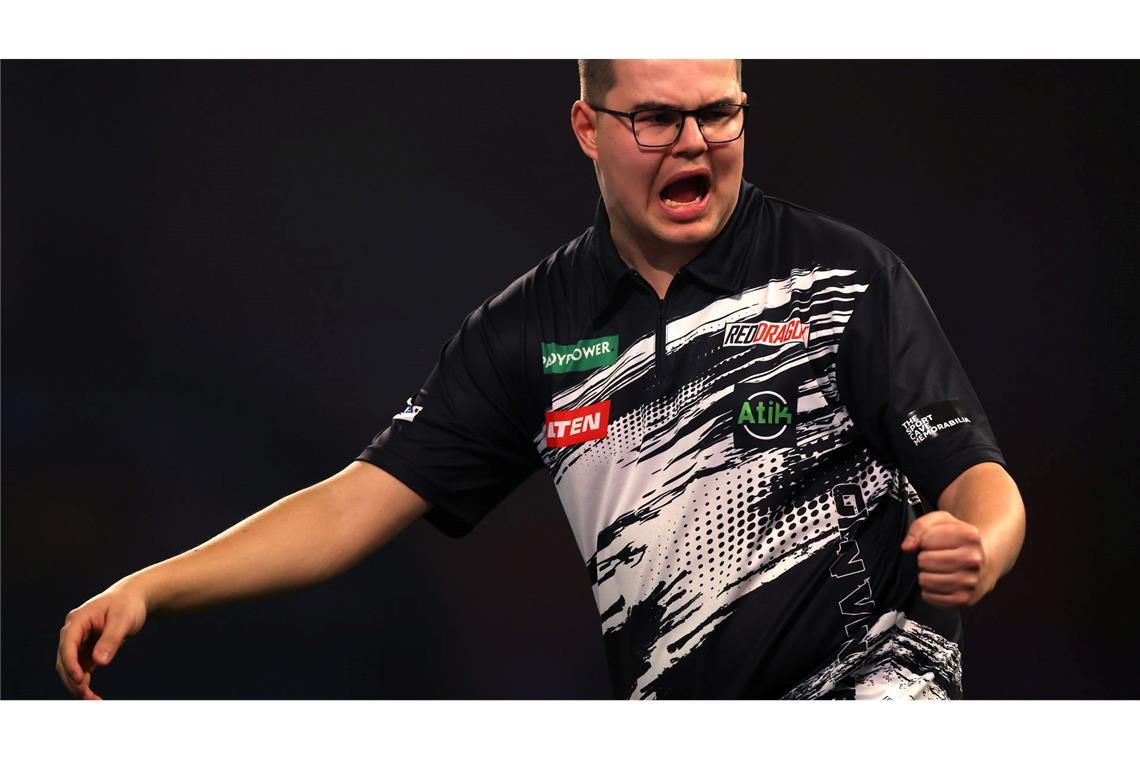 Van Veen jubelt im Duell mit Humphries.