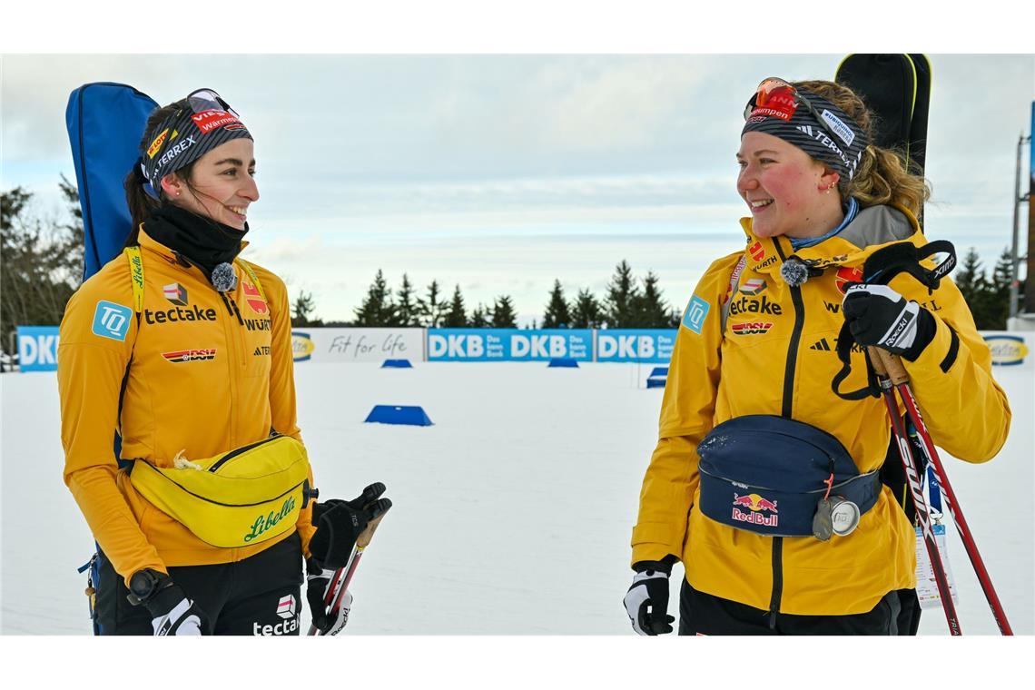 Wenn der Boden bebt: Grotians Rückkehr nach Oberhof Vanessa Voigt (l) und Selina Grotian: Die Freundinnen freuen sich auf das erste Heimrennen in Oberhof.