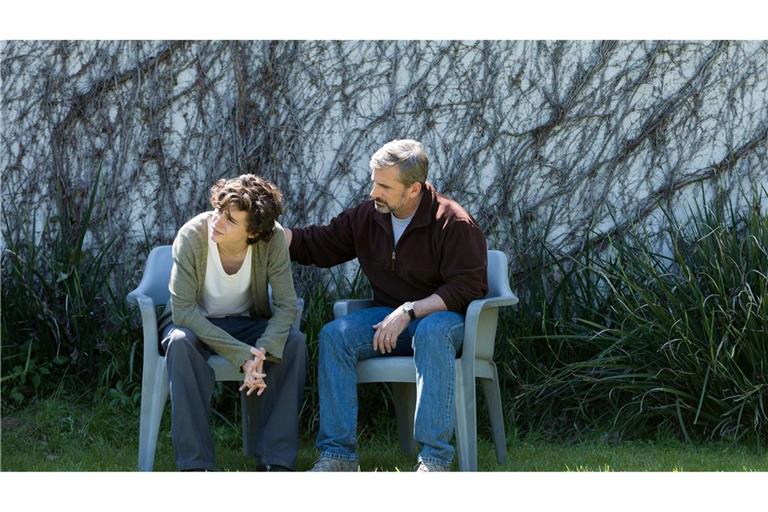 Vater David (Steve Carell, r) und Sohn Nic Sheff (Timothée Chalamet, l) müssen reden.