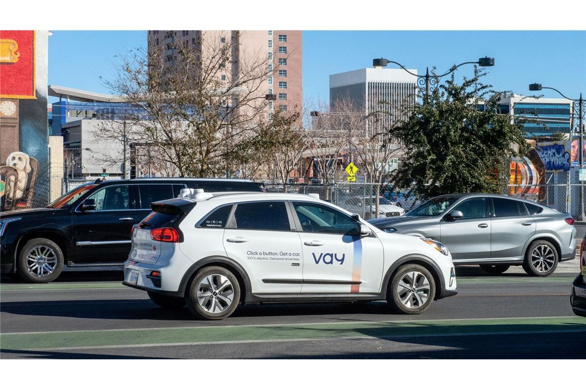 Berliner Start-up Vay baut Telefahr-Flotte in den USA aus Vay Technology bringt Mietwagen ohne Fahrer im Auto zu den Kunden.