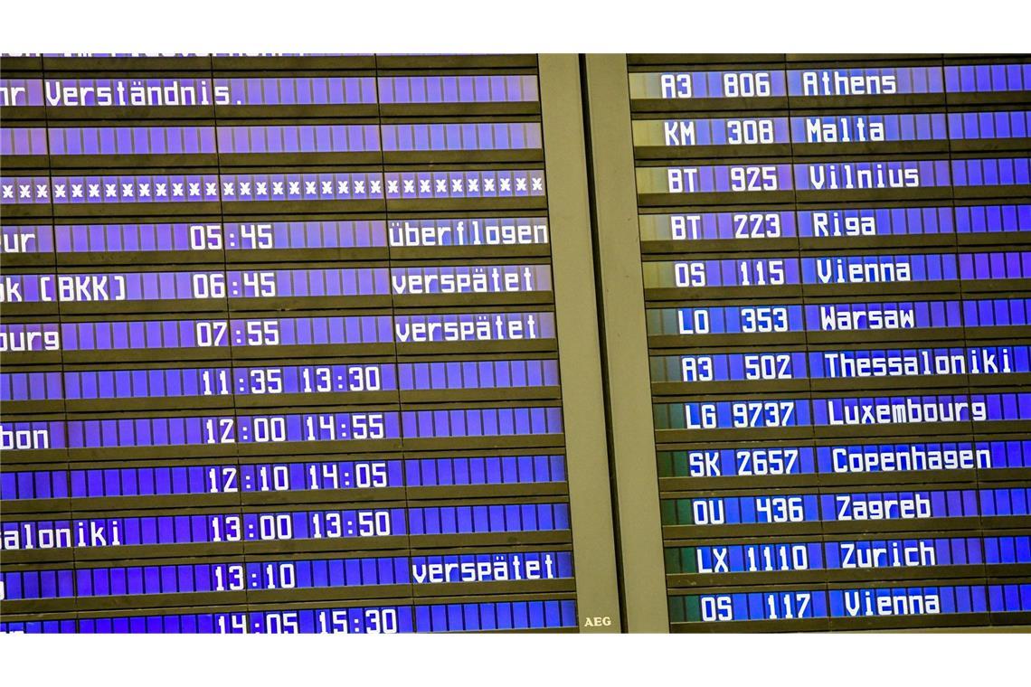 Hubig will Entschädigungsregel für Flugreisende verteidigen Verbraucherschützer sehen die geplante Reform kritisch. (Symbolbild)