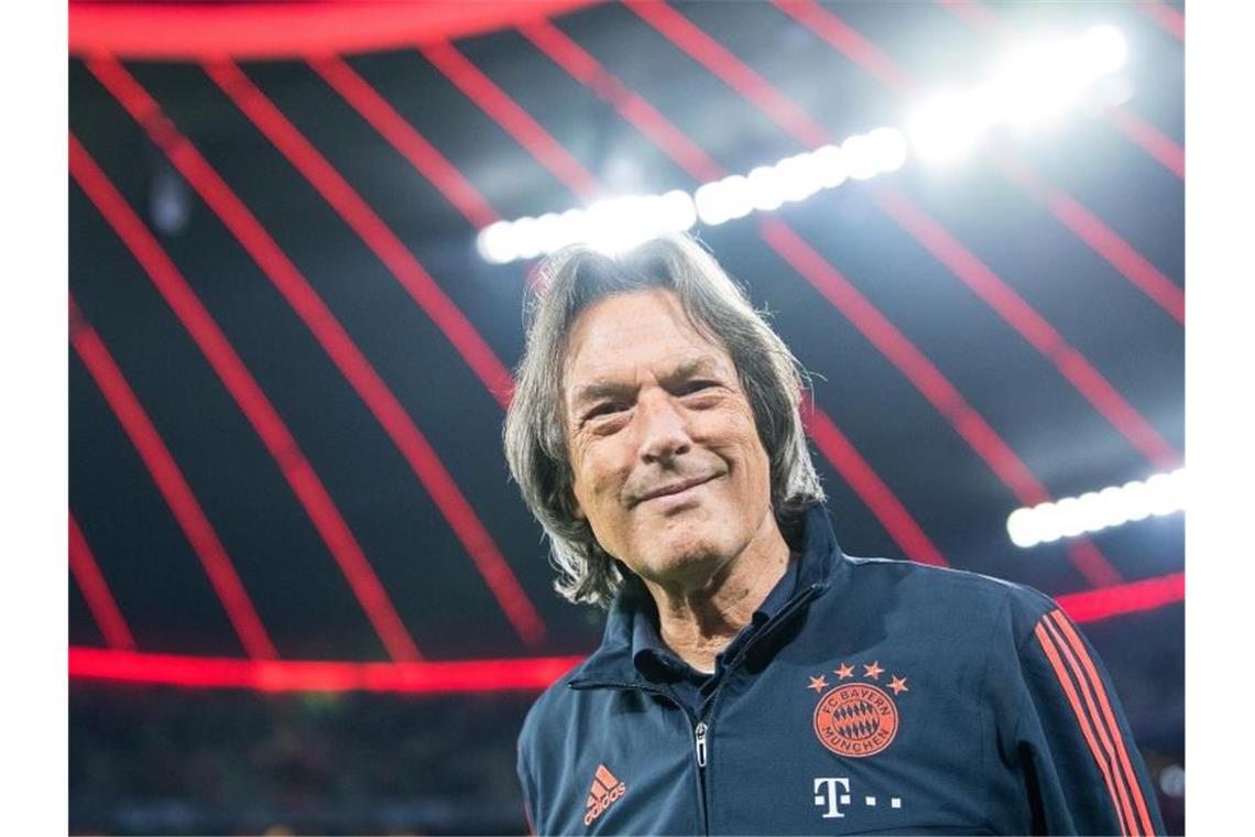 Vereinsarzt Hans-Wilhelm Müller-Wohlfahrt hört beim FC Bayern auf. Foto: Matthias Balk/dpa