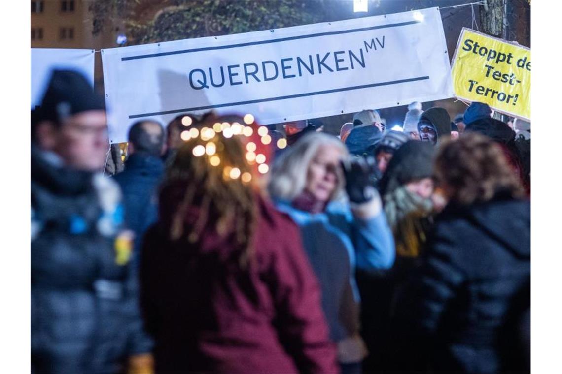 Verfassungsschutz wird vorerst keine Zahlen zu „Querdenkern" liefern. Foto: Jens Büttner/dpa-Zentralbild/dpa
