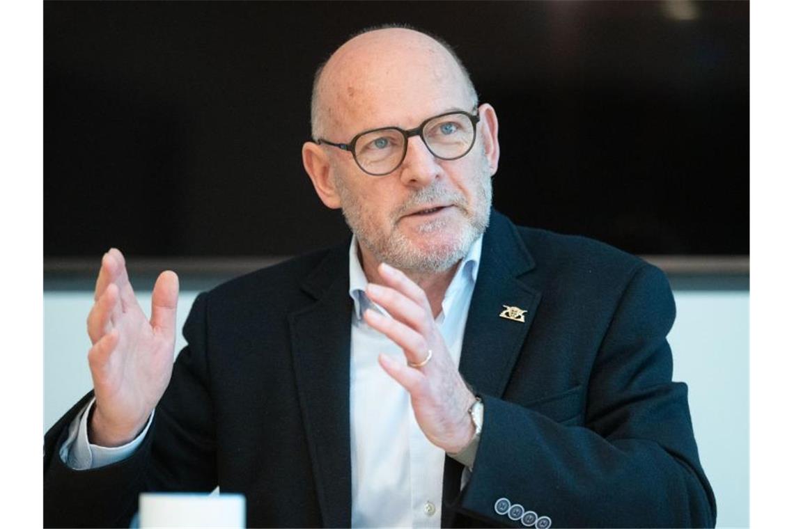 Land fördert E-Mobilität: Hermann erwartet hohe Nachfrage Verkehrsminister Winfried Hermann (Bündnis 90/Die Grünen). Foto: Marijan Murat/dpa/Archivbild