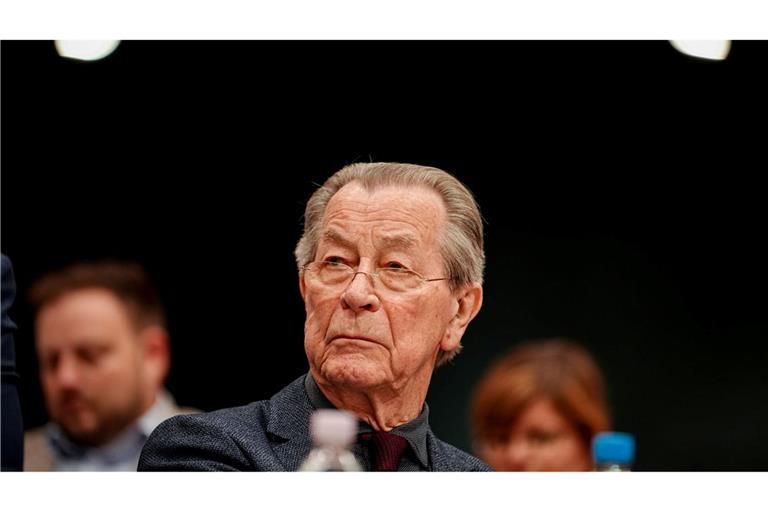 Verlangt von der SPD Mut bei Sozialreformen: der Ex-Parteivorsitzende Franz Müntefering. (Archivbild)