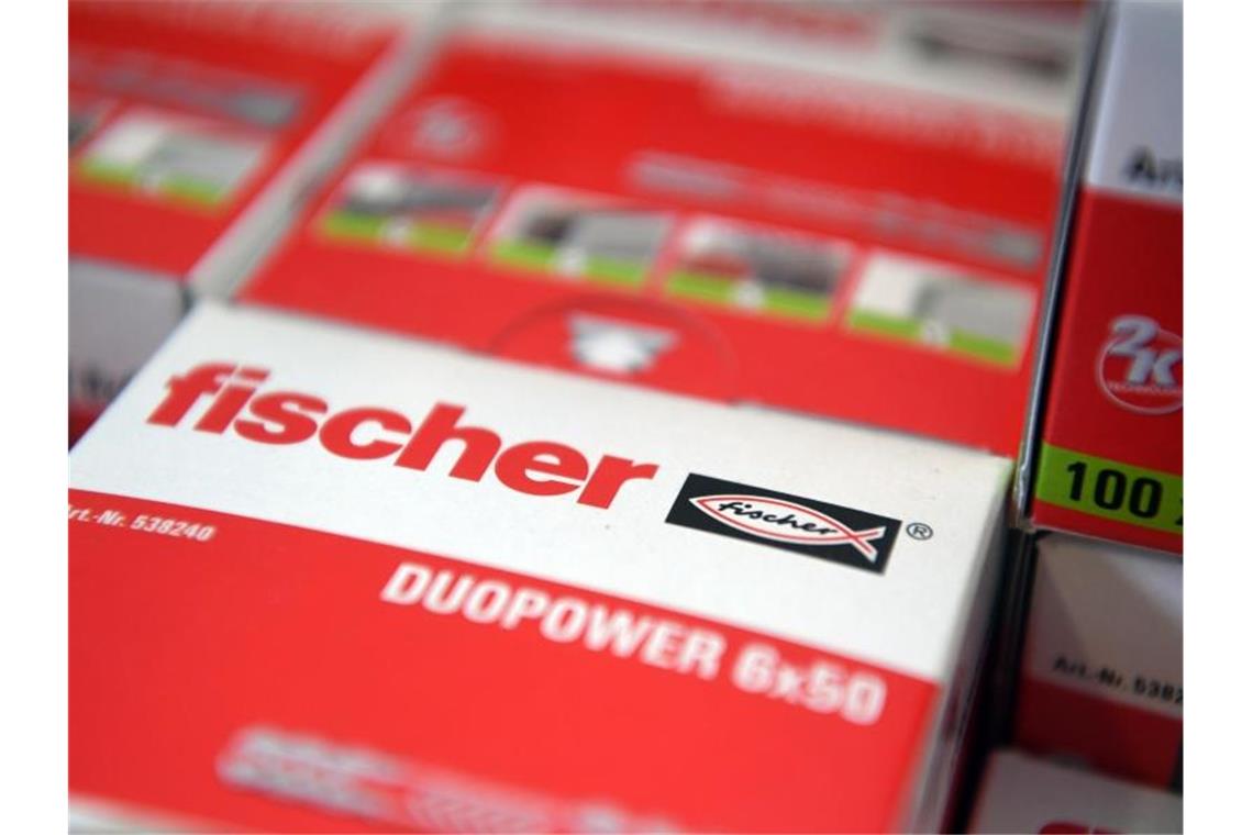 Befestigungssysteme treiben Umsatz bei Fischer weiter an Verpackte Duopower Dübel der Unternehmensgruppe fischer. Foto: Uli Deck/dpa/Archivbild