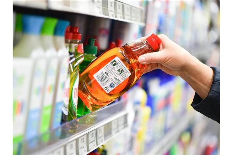 Verpackungen sind oft nicht so umweltfreundlich, wie das Öko-Marketing vorgibt. Foto: Uwe Anspach/dpa