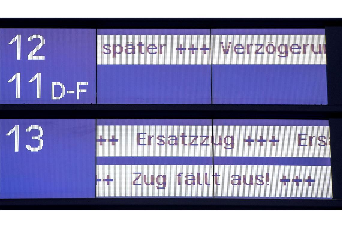 Dauerbaustelle Bahn - Krise könnte noch Jahre andauern Verspätungen und Zugausfälle dürfte es auch in den kommenden Jahren geben. (Symbolbild)