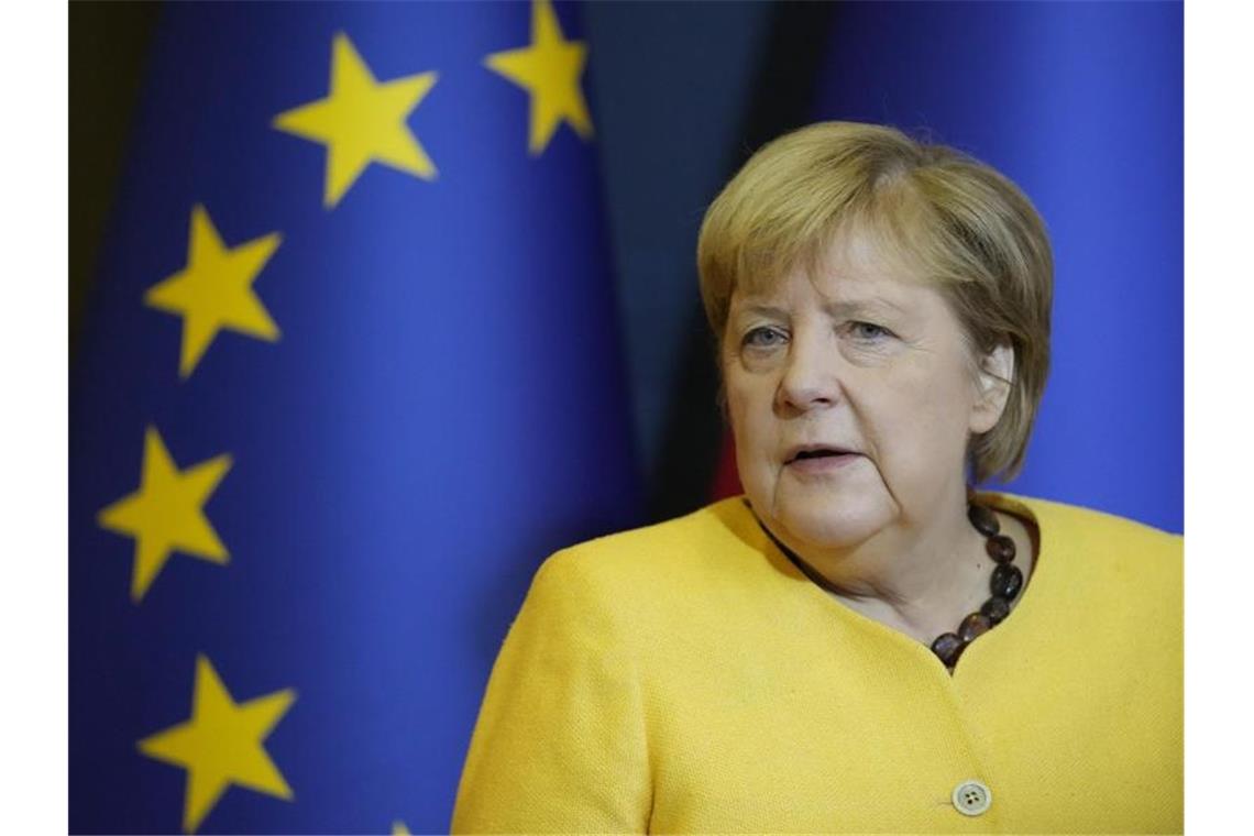 Verteidigt das Nein zu einer zeitlichen Perspektive für eine EU-Erweiterung: Bundeskanzlerin Angela Merkel. Foto: Petr David Josek/AP/dpa