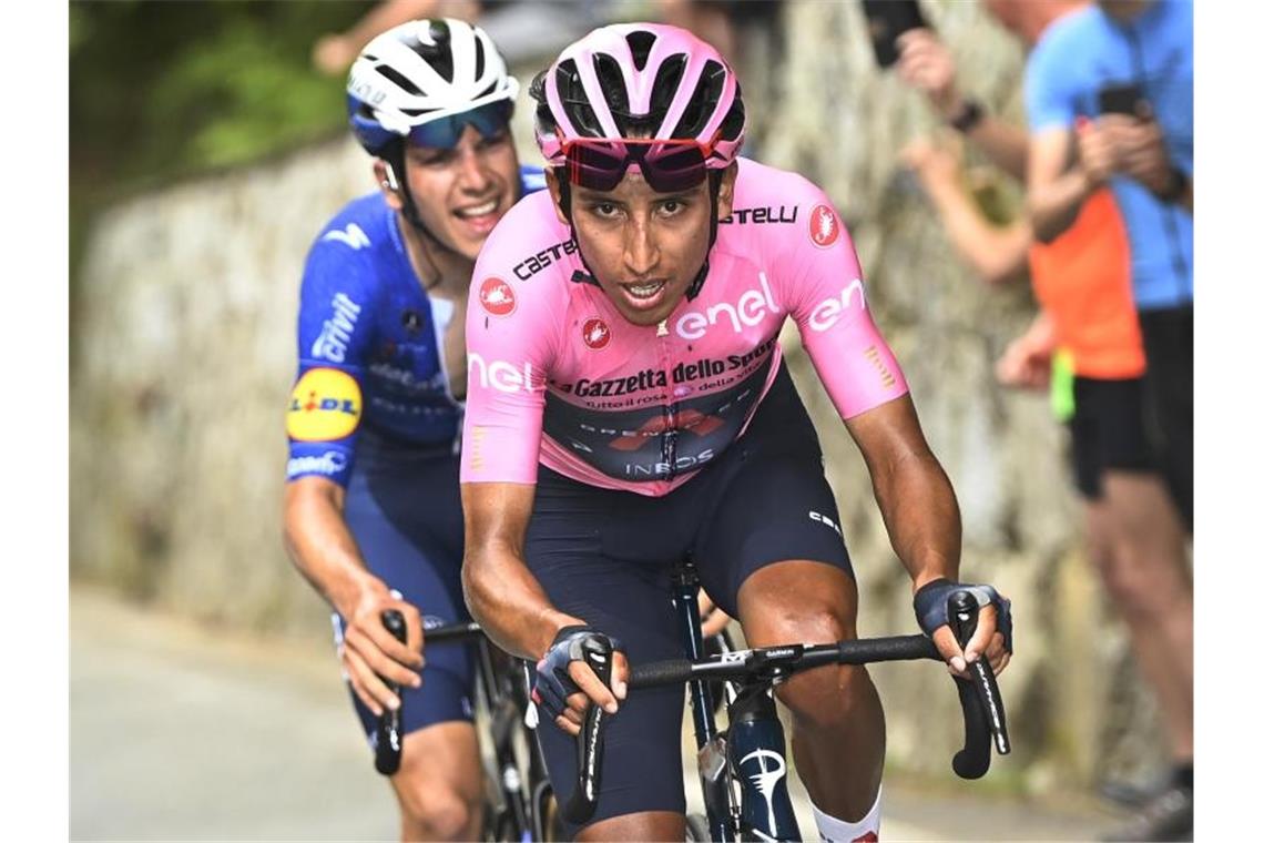 Verteidigte auf der 19. Etappe erneut sein Rosa Trikot: Egan Bernal. Foto: Fabio Ferrari/LaPresse via ZUMA Press/dpa