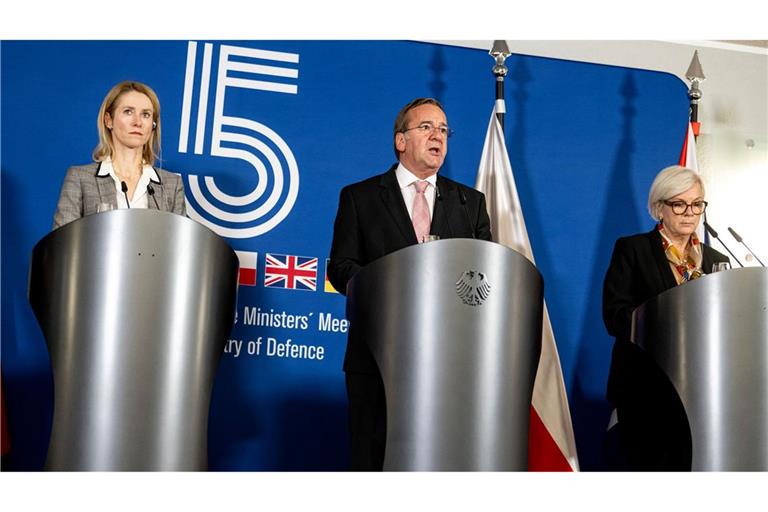 Verteidigungsminister Boris Pistorius kündigt frisches Geld für die Lieferung von US-Rüstungsgütern an die Ukraine an. (Archivbild)