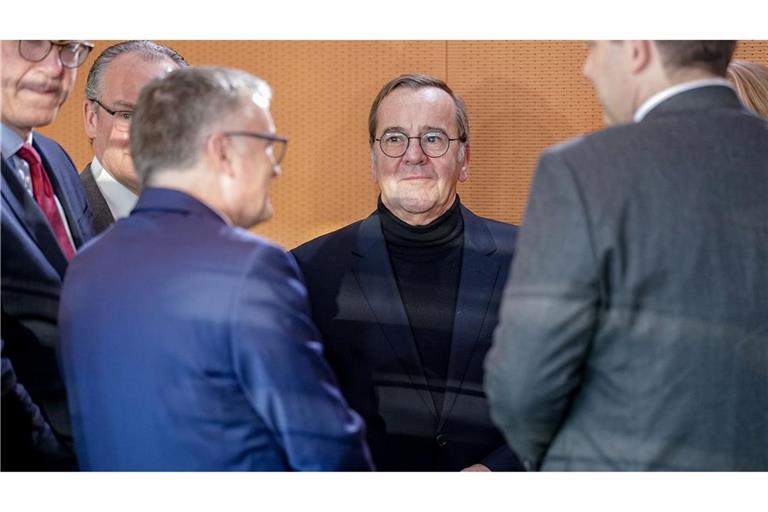 Verteidigungsminister Boris Pistorius (SPD) im Kabinett