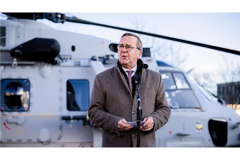 Verteidigungsminister Pistorius sieht noch viele offene Fragen.