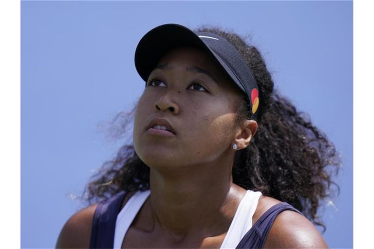 Verzichtet auf ihr Halbfinale beim WTA-Turnier: Tennis-Star Naomi Osaka. Foto: Frank Franklin II/AP/dpa