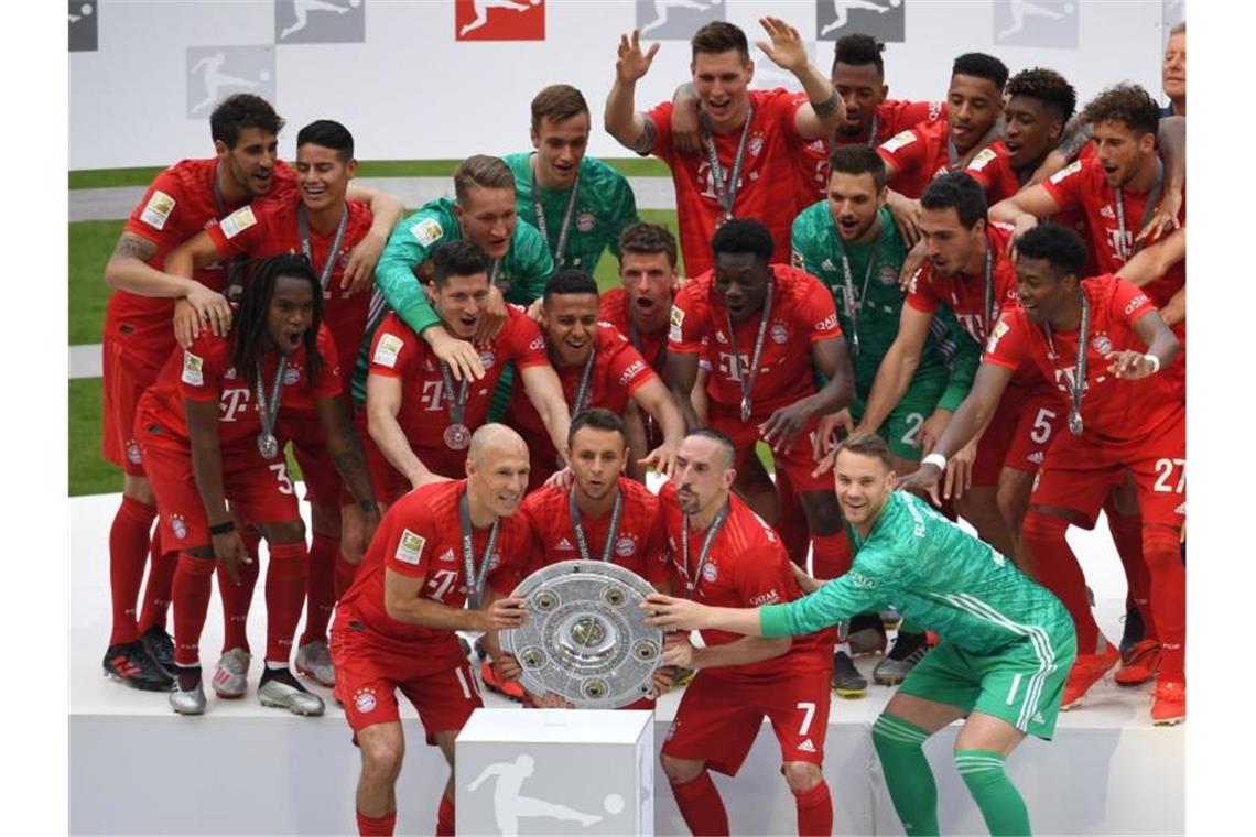 FC Bayern zum 29. Mal Meister - Dortmund-Sieg wertlos