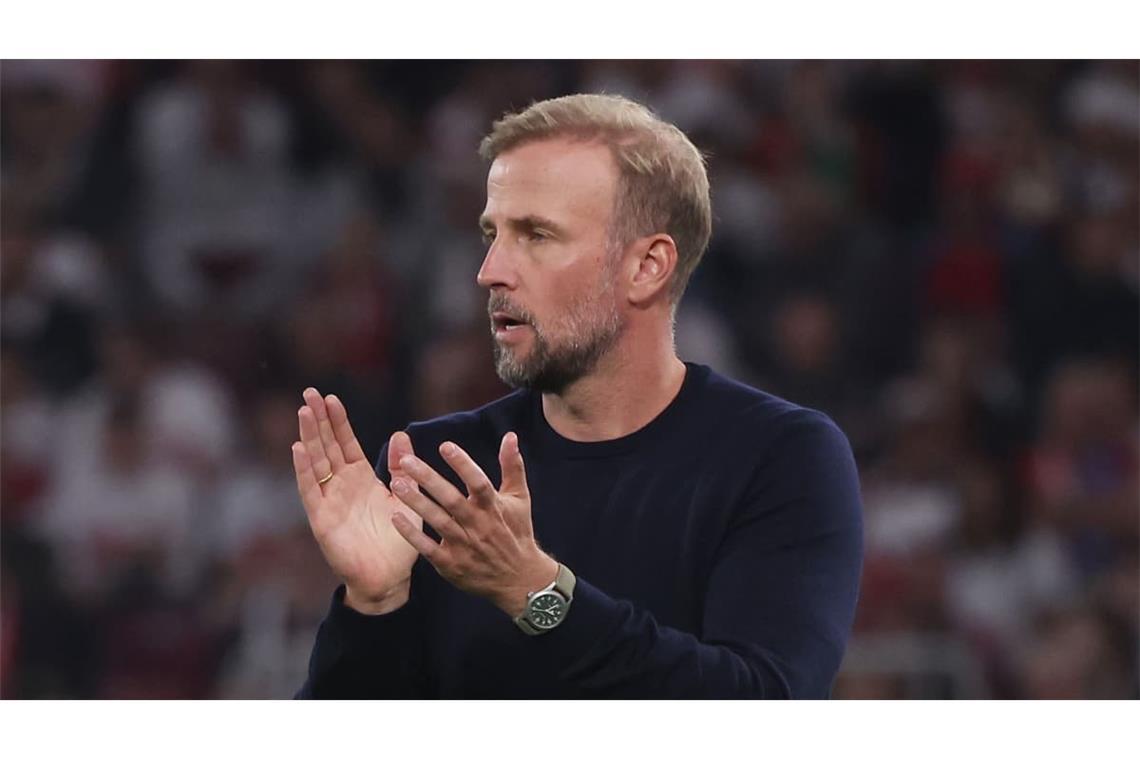 VfB-Trainer Sebastian Hoeneß will sich bei den Dortmundern für die Heimniederlage aus dem April revanchieren.