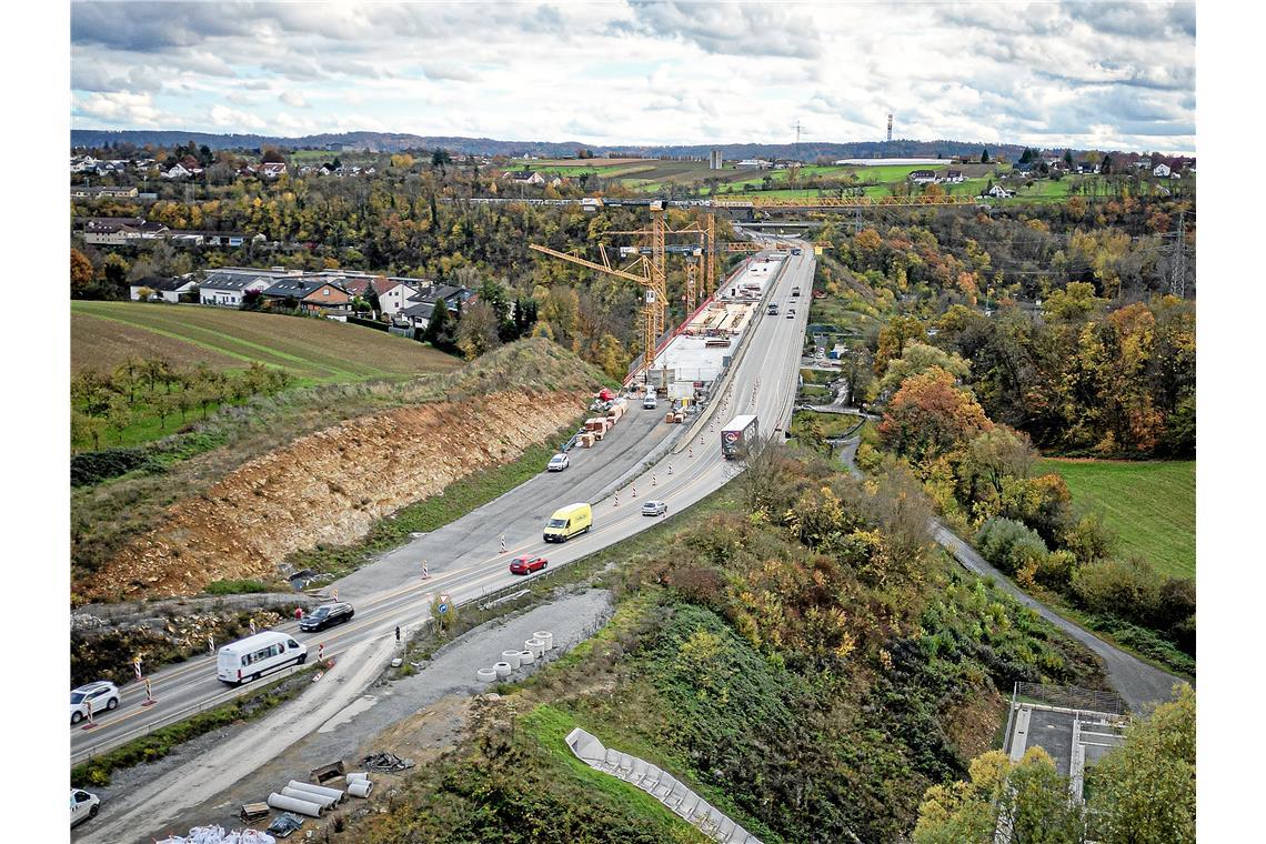 Viadukt. Vierspuriger Ausbau der B14 bis Backnang-West