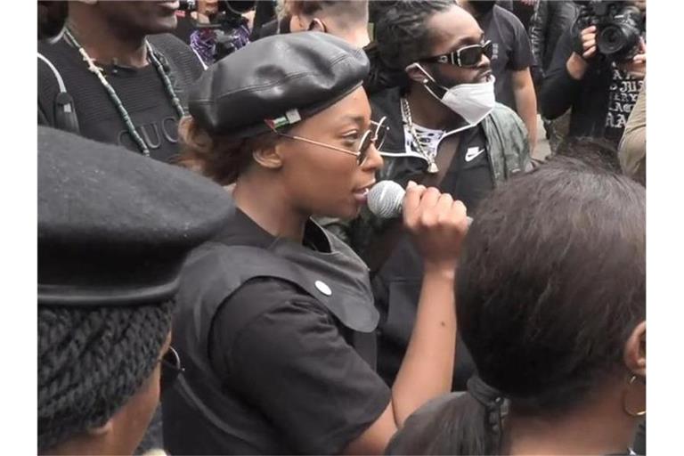 Video-Screenshot von Sasha Johnson bei einer Rede im August 2020 in London. Foto: Pa Video/PA Wire/dpa