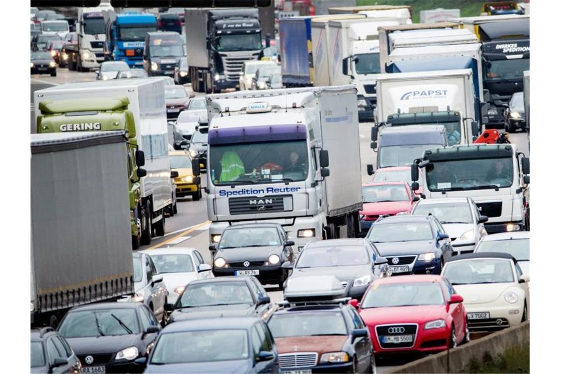 „Viel Spaß auf den langen bayerischen Autobahnen“ - mit diesen Worten kritisierte der Hamburger Schulsenator Ties Rabe Bayerns Haltung zu den Sommerferien-Terminen. Foto: Rolf Vennenbernd/dpa/Archivbild