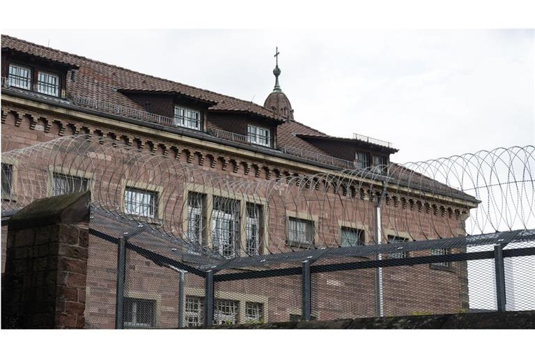 Viele alte Gebäude in Baden-Württemberg sollen auf lange Sicht um- und ausgebaut werden, um die vielen Patienten aufnehmen zu können. (Archivbild)