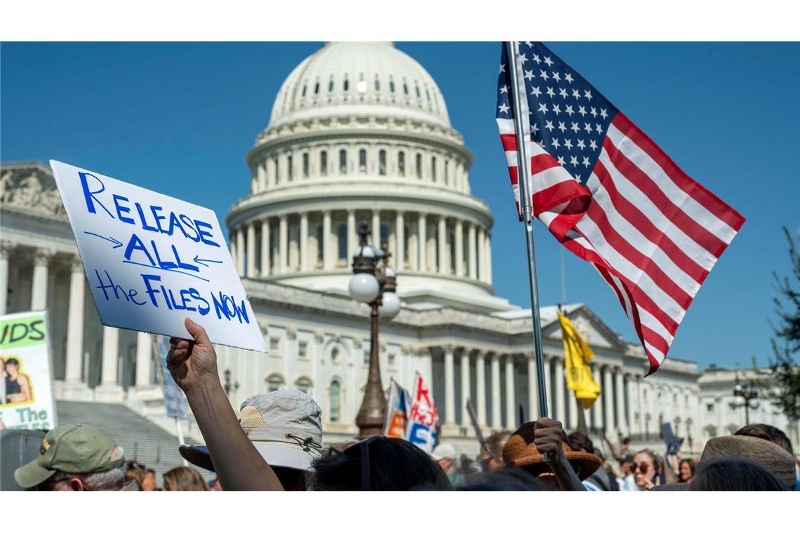 Viele Amerikaner fordern seit langem eine Offenlegung der Epstein-Akten. (Archivbild)