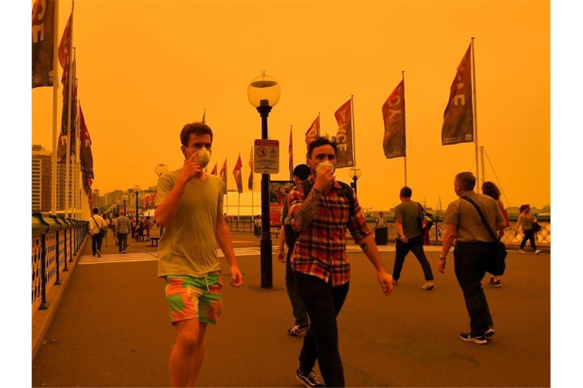 Brände in Australien wüten weiter - Sydney in dichtem Rauch