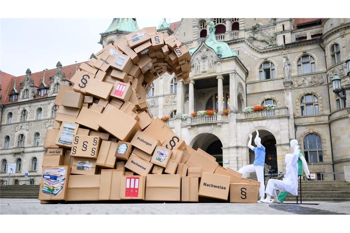 Viele Branchen klagen über bürokratischen Aufwand. (Archivbild)