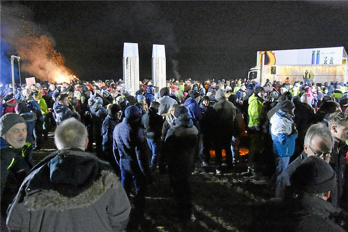 Viele Bürgerinnen und Bürger zeigen sich solidarisch mit den Landwirten. Foto: Tobias Sellmaier 