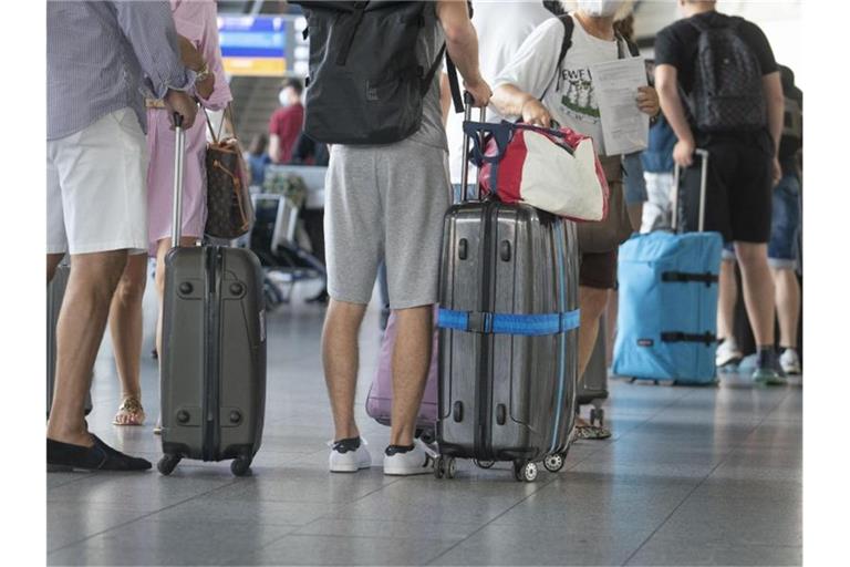 Viele Deutsche haben Lust auf Urlaub. Foto: Frank Rumpenhorst/dpa
