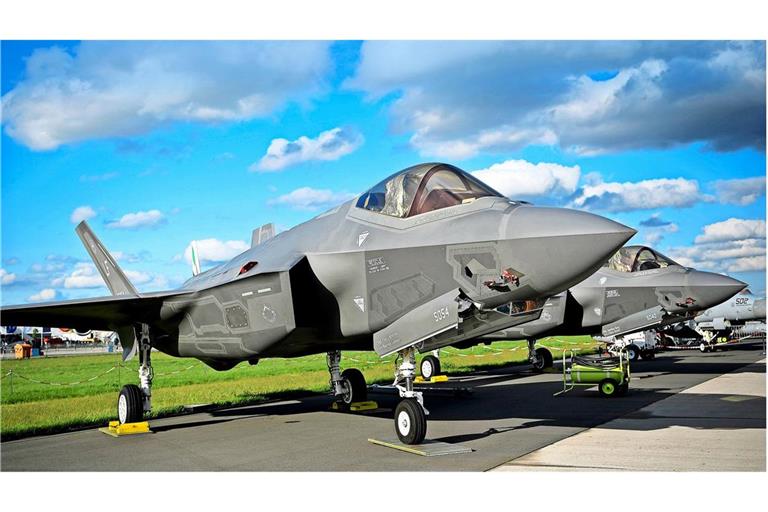 Viele EU-Staaten haben F-35-Kampfjets gekauft. Doch inzwischen gibt es  Zweifel an der Verlässlichkeit der USA im Krisenfall – und damit auch an den Flugzeugen.