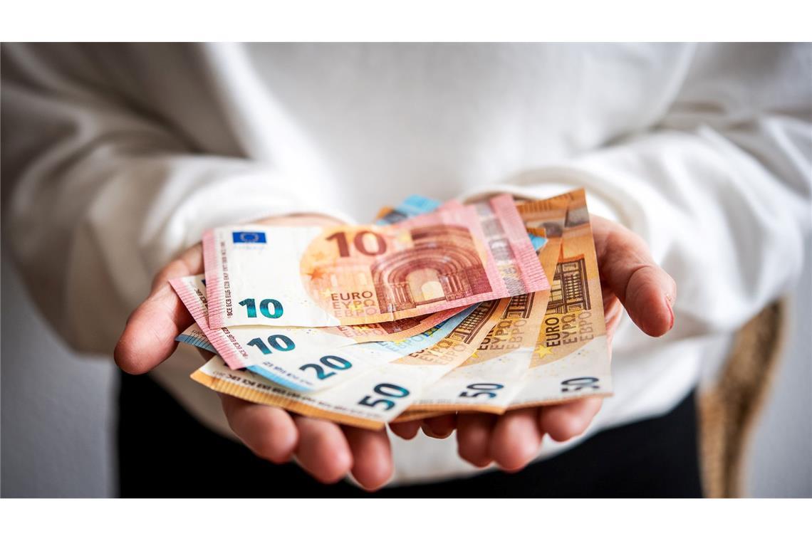 Viele Menschen haben sich für das neue Jahr Spenden vorgenommen (Archivbild)