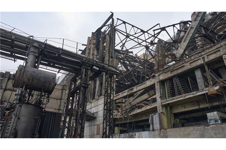 Viele Menschen in der Ukraine leiden unter den Folgen der russischen Angriffe auf die Energieversorgung. (Archivbild)