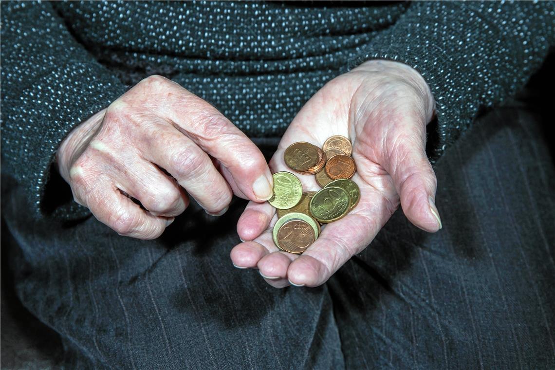 Wie die Spenden unserer Leser Menschen in Not helfen Viele Menschen müssen derzeit mit jedem Cent rechnen. Da ist jede Unterstützung eine Wohltat. Foto: stock.adobe.com/Rainer Fuhrmann