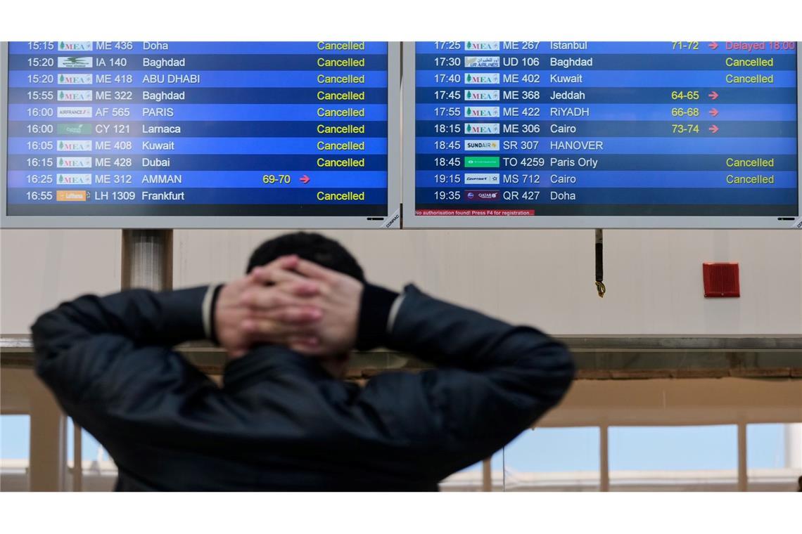 Viele Menschen sitzen fest.