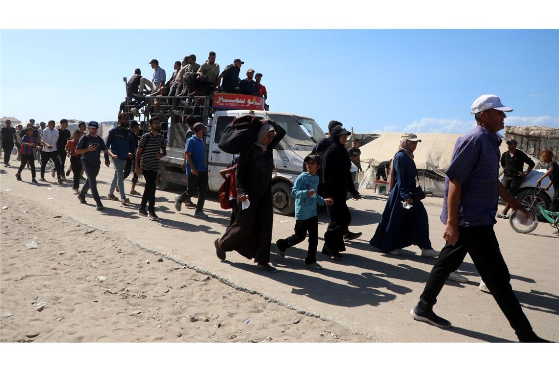 Viele Palästinenser sind seit Beginn der Waffenruhe in den Norden des Gazastreifens zurückgekehrt.