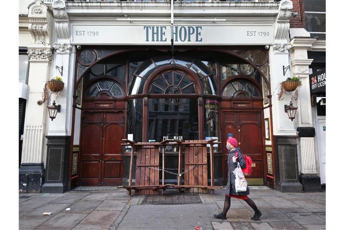 Tausende Pubs überleben Pandemie nicht Viele Pubs in Großbritannien stehen vor dem Aus. Foto: Yui Mok/PA Wire/dpa/Symbolfoto