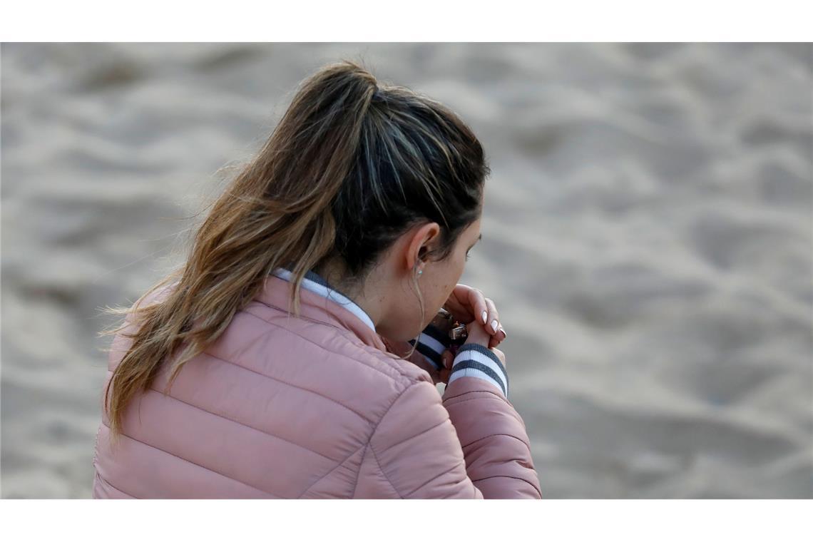 Viele starten schon früh mit dem Rauchen. (Symbolbild)