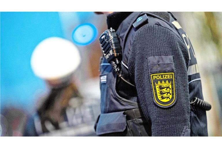Vier Polizisten sind während eines Einsatzes im Kreis Schwäbisch Hall verletzt worden (Symbolfoto).